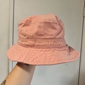 TNA banded bucket hat in light pink